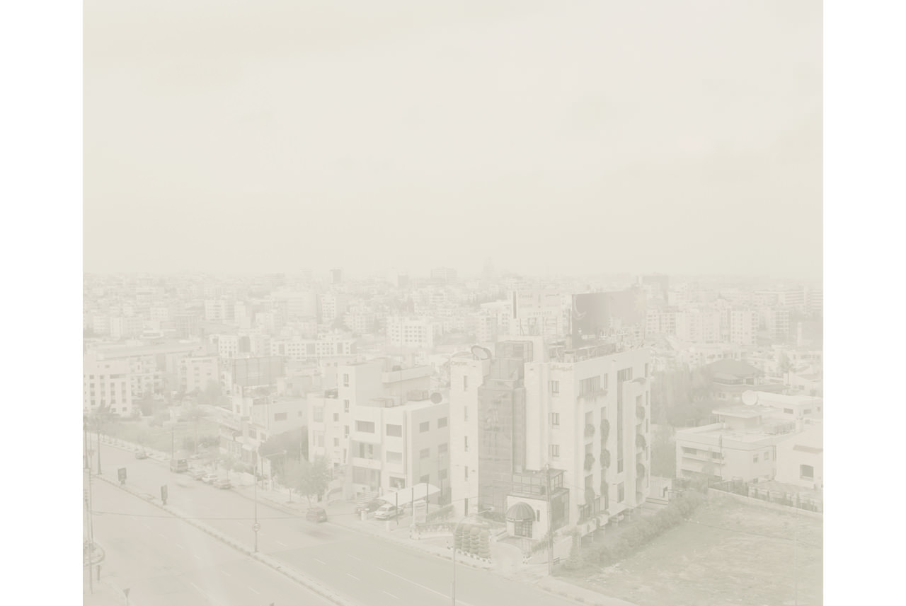 amman-i-four-seasons-hotel-2007-color-digital-pigment-print-100-x-122-cm
