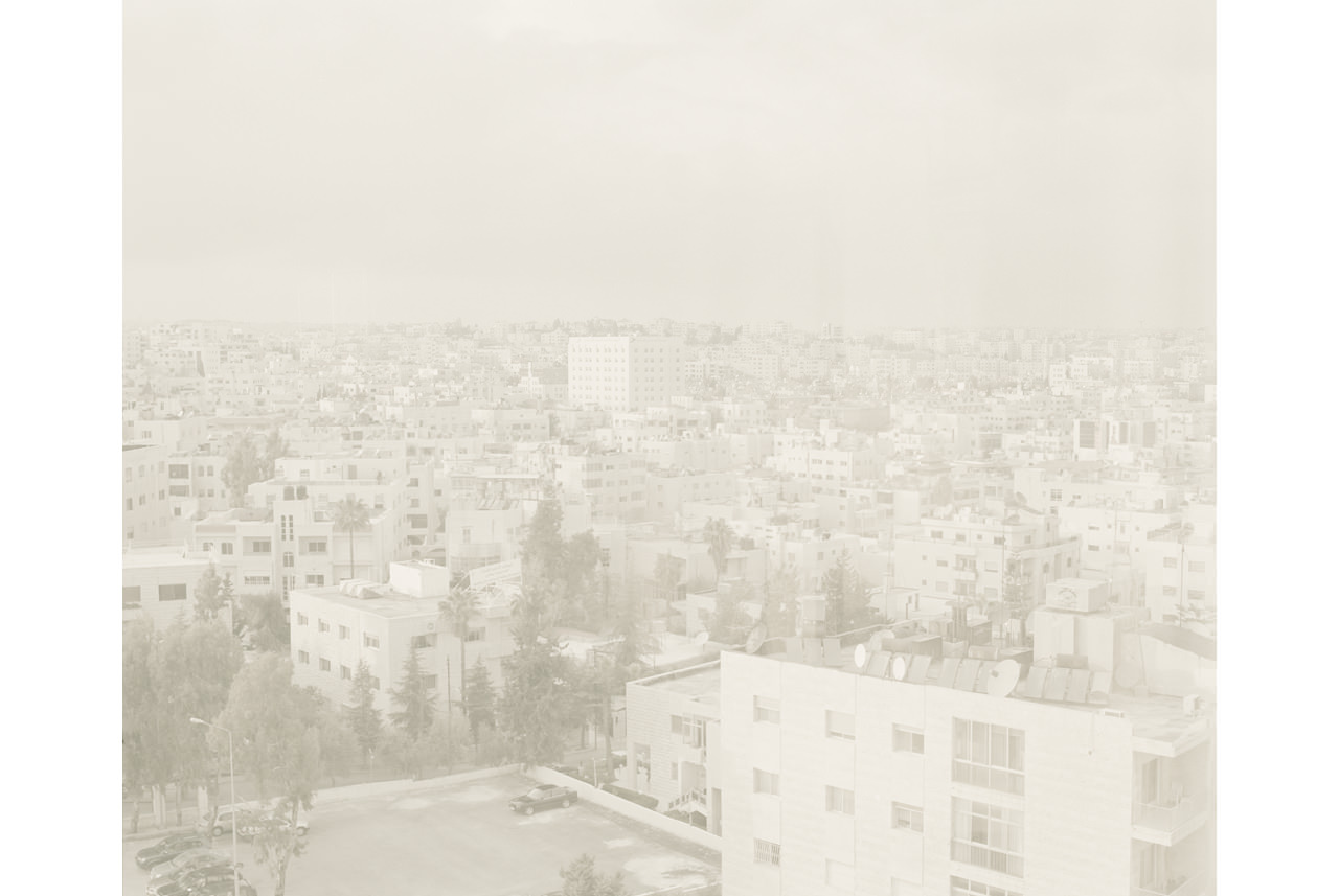 amman-v-four-seasons-hotel-2007-color-digital-pigment-print-100-x-122-cm