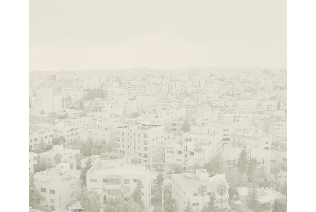 amman-vi-four-seasons-hotel-2007-color-digital-pigment-print-100-x-122-cm