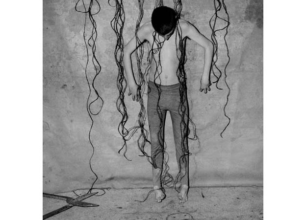 cut-loose-2005-silver-gelatin-print-50-x-50-cm