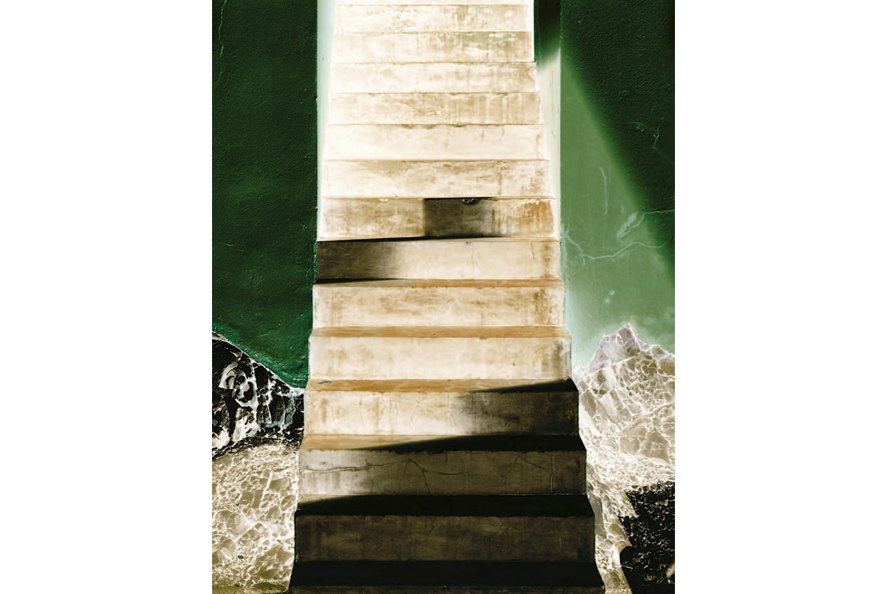 green-staircase-2012-c-print-183-x-144-cm-ed-of-6