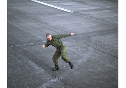 into-thin-air-2011-still-3