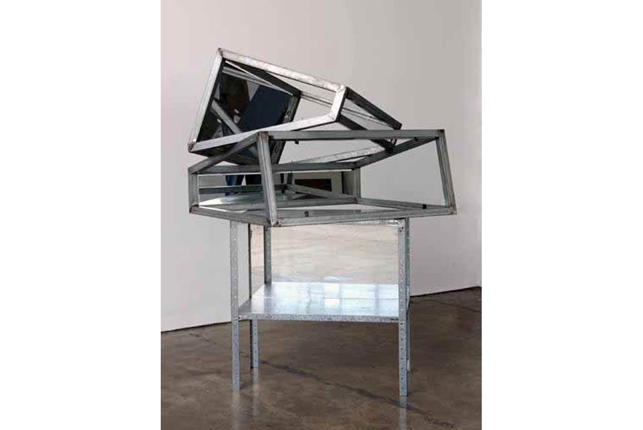 jose-pedro-croft-s-t-2010-ferro-i-pintura-175-x-155-x-155-cm