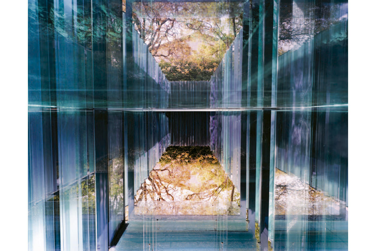 pavilion-2-2012-analogue-c-print-180-x-230-cm-ed-de-5