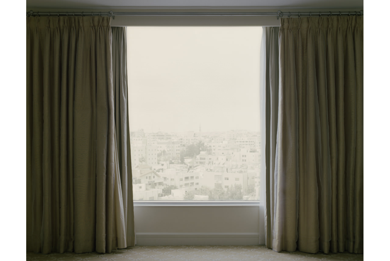 untitled-four-seasons-hotel-2007-color-digital-pigment-print-140-x-180-cm