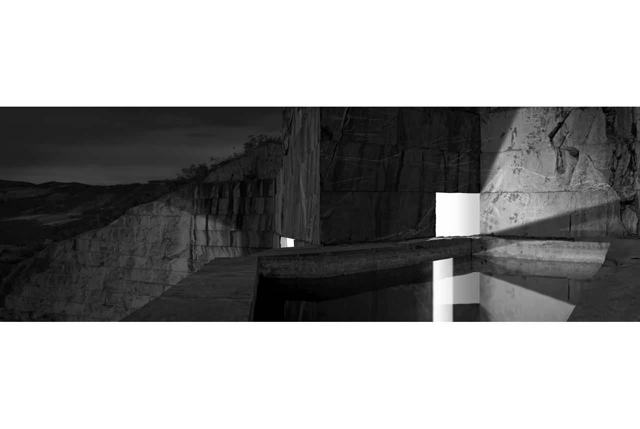 untitled-muros-de-luz-serie-2008-digital-photographyl-aluminium-2-pieces-of-122-x-180-cm