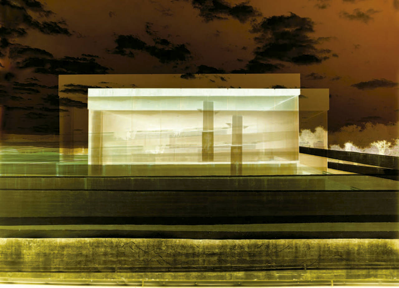 view-box-2012-c-print-160-x-215-cm-ed-de-5