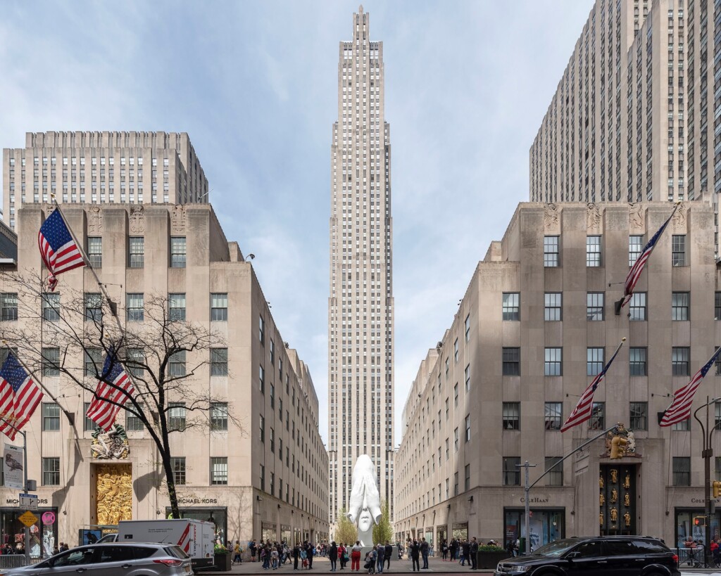 Frieze Sculpture at Rockefeller Center, Rockefeller Center, New York, USA