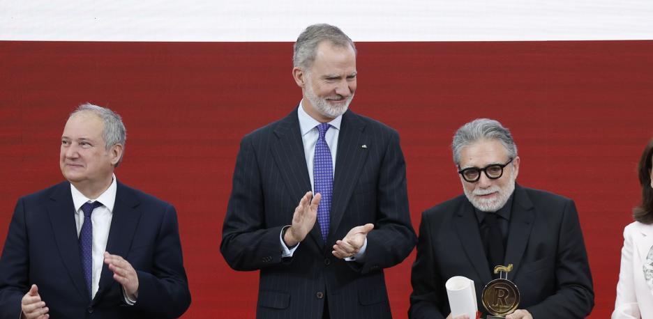 CROWN FOUNTAIN, 2004 featured in Millennium Park, Chicago, USA by Jaume Plensa